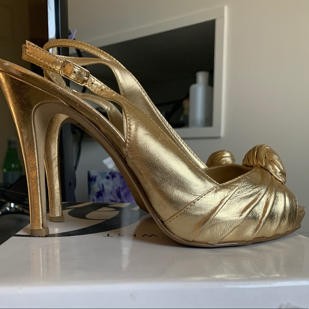 Nine West gold sling back heels